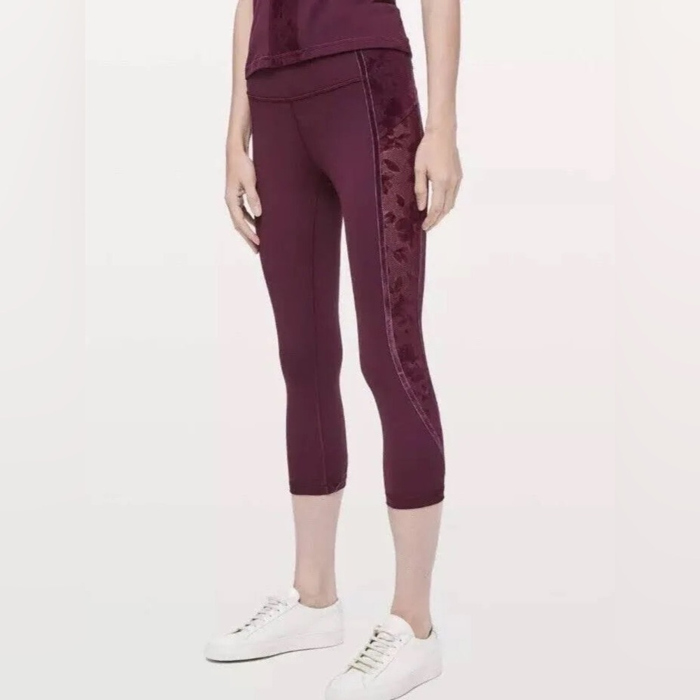 Lululemon Wunder Under Crop High-Rise Flocked Leggings
